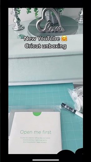 Cricut explorer air 2 unboxing, new cricut machine, connect cricut to Bluetooth #cricutexploreair2