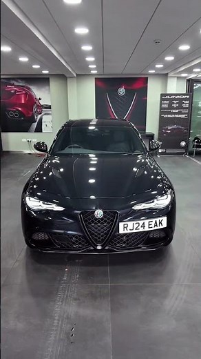 🔥 Blacked-out Alfa Romeo Giulia Quadrifoglio