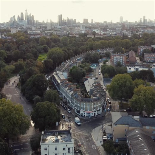 This Valentine’s is filled with movie-love 😍 Find your missing piece and keep date night fresh with a unique gift that never fades 💝 | LEGO