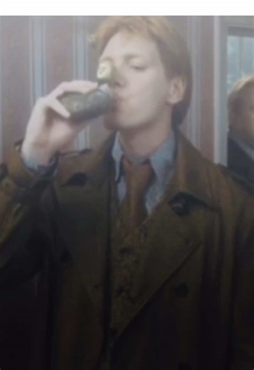 remake of last edit because it’s actually fred this time and i’m not sleep deprived 🥹 fred weasley i love you #fredweasley #harrypotter #weasleytwins #georgeweasley #xyzbca