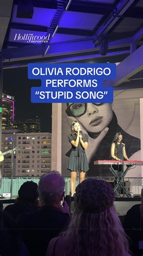 #OliviaRodrigo performs “stupid song” at the Grammy Museum in Los Angeles