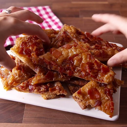 Maple Bacon Crack is the candied bacon treat you've been waiting for. http://dlsh.it/xG1aWSf Full recipe: http://dlsh.it/uiH3ewS | Delish
