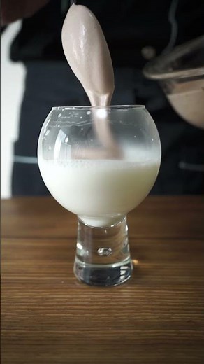 ダルゴナココアの作り方|How to make Dalgona Cocoa #Shorts