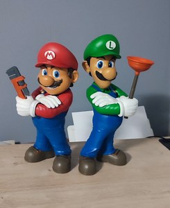 Wicked Video Game Mario and Luigi Sculpture: Tested and ready for 3d printing