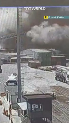 Massive blast at grain silo in Türkiye's Derince Port injures 10