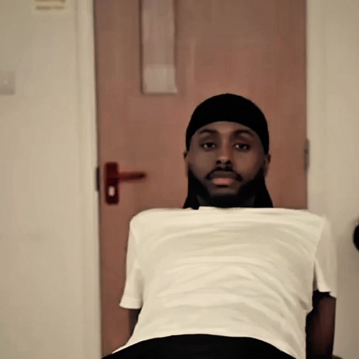 #SHARKY | chat this Is my first time editing on video star paid, any tips PLS WOULD BE SO HELPFUL #fyp #fypシ #viral #fypage #viralvideo #dontletthisflop #betaampss #foryou #trending #xyzbca #omgpage #tiktok #betasquad #sharkybetasquad #Tatcha