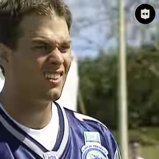 Quarterbacks putting their arm strength to the test at the 2002 Pro Bowl QB Challenge! (via NFL Throwback) | NFL
