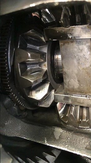 Chevy rear axel lock remove #easy #automobile #chevrolet #gmc #repair