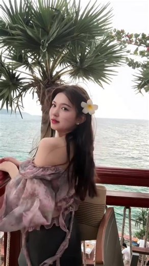 不用担心我的生活 我太爱我了 在哪都明媚🌞 #inmyfeeling #fyp #海边拍照 #穿搭 #氛围感的尽头是高糊