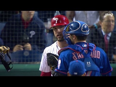 NYM@PHI: Robles pitch goes up and in, benches clear