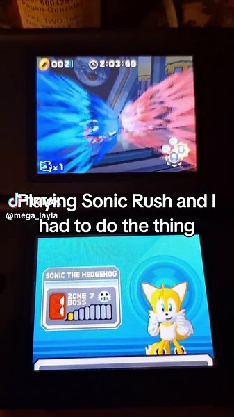 Sonic Rush Gameplay Highlight: Intense Button Mashing