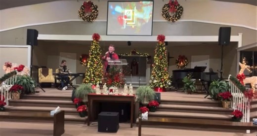 “Mary, Did You Know?” from Community Church of Praise in Stockbridge, GA! 🎄🎶 | Logan Smith