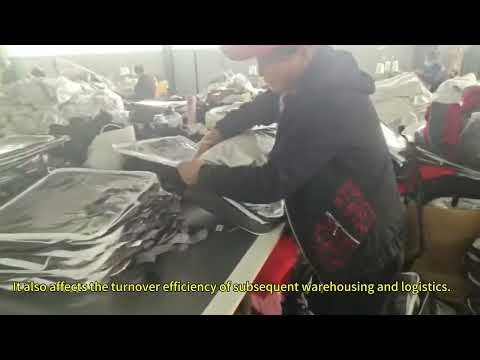 Explanation of the process of stacking and bagging car covers