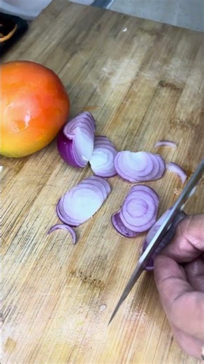 Slicing Red Onions for Cooking