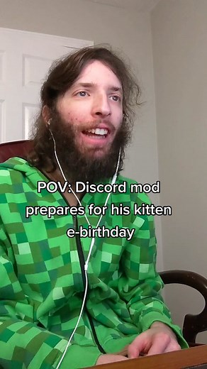 Discord Mod Preparing for Kitten E-Birthday | Minecraft Account Wishlist