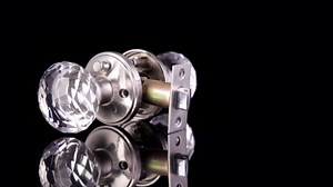 Crystal Style Privacy Door Knobs,Interior Glass Door Handles for Bedroom Bathroom,Satin Nickel Crystal Door Knob with Lock,2 Pack