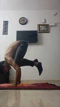 stability with Frog stand. #calisthenics #calisthenics_world30