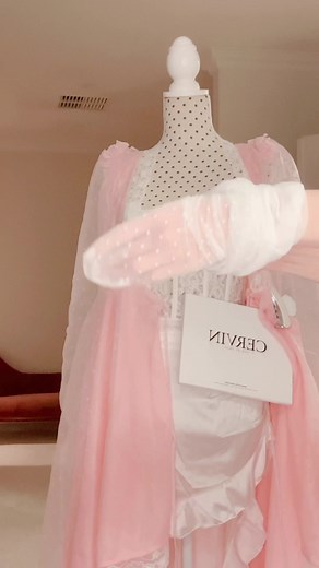 Cervin Paris Polka Dot Stockings Styling Tips