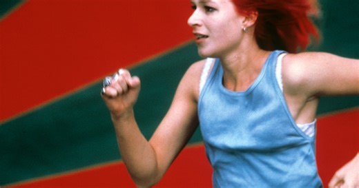 "Corre Lola, corre", la vertiginosa película alemana que fue un éxito en los 90 cumple 25 años y estas son las mejores anécdotas