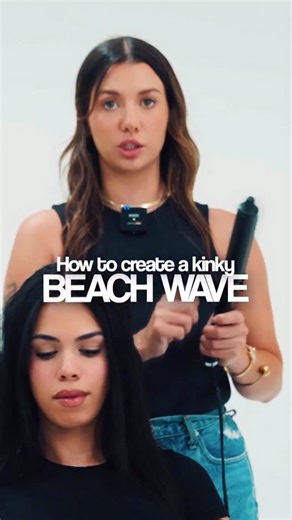 MIAMI📍HAIRSTYLIST on Instagram: "The PERFECT wave for WET hair look 💦… This is a gem right here so make sure you save and share this because I don’t share this in depth on socials often !! This is the perfect wave to create the classic messy wet hair look 💦 #wethair #hairtutorials #hairtutorial #wethairlook"