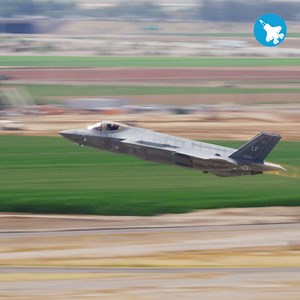 782K views · 10K reactions | The leap in capability from 4th Generation fighters to the 5th Generation F-35 is transformational. Tune in below to hear Lockheed Martin pilot “Siren” discuss what it’s like transitioning to the F-35. | F-35 Lightning II | Facebook