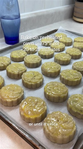 125K views · 1.6K reactions | Sharing you my recipe for a flaky pastry filled with mung bean paste we call Hopia. It’s a great snack to have with coffee ☕️ it’s not that hard to make so give it a try. Full recipe! #Hopia #bakinglove #filipinofood #everyone | Cucina ni Jj | Facebook