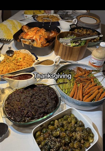 Happy Thanksgiving! 🧡🦃🍂 My aunty hosted the most beautiful Thanksgiving dinner, and the table was FULL! In the video you can see appetizers, roasted turkey, peas, carrots, Brussels sprouts, butternut squash soup, Persian rice, mashed potatoes, gravy, cranberry sauce, mini potatoes, ghormeh sabzi, salads, and baked cheesy mac & cheese. I’m still in a food coma lmao. What did you guys eat for Thanksgiving? #persian #thanksgiving #fyp #dinner #iraniantiktok