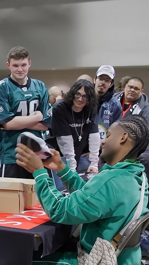 Mystery Box Move Fast??? #fblifestyle | Culture Kickstv