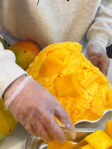 243K views · 111 reactions | Beat the heat with pure natural #mango #ice! Made with fresh #fruit and a touch of magic, it’s the ultimate summer refresher 省. #Foodie | Discover Xinjiang | Facebook