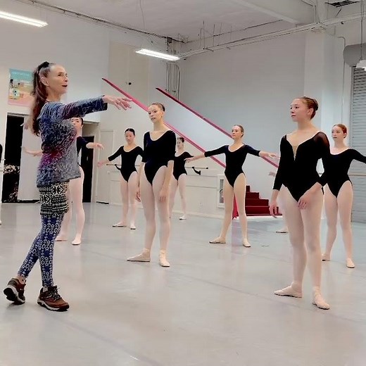 Inside the Classroom: Masterclasses in Osipova Ballet Academy - Vaganova training in California
