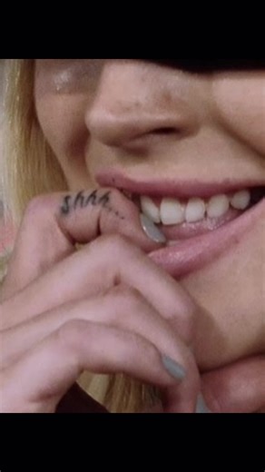 shhh lindsay🤫 #lindsaylohan #foryoupagе #viral #tattoo | Lindsay Lohan
