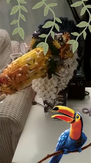 Robotic K'NEX Toucan head! 🦜
