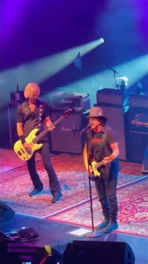 EDDIE VEDDER with Slash/Duff McKagan/Chad Smith/Andrew Watt • Capitol Theatre, NY 12/11/2025