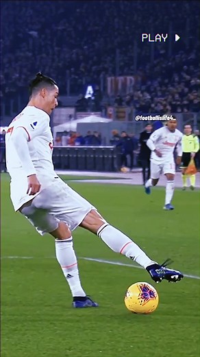 Ronaldo's Brilliant Play in Epic Soccer Match