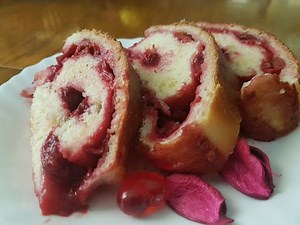 Strudla Sa Visnjama - Strukla Sa Visnjama - Cherry Bread