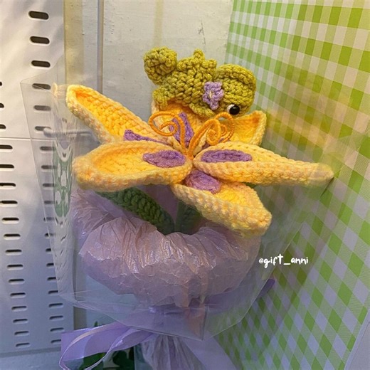 Rapunzel Flower & Pascal Crochet Pattern (PDF Download) - Etsy