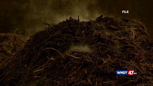 Senator Tom Carper Tours BioEnergy DevCo site in Seaford, highlighting Anaerobic Digestor project - 47abc