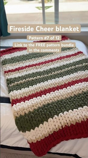 ❤️Cozy gift idea. DIY chunky knit blanket. 🎄12 FREE Christmas patterns at ForeverCozyKnits.com