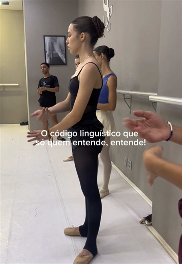Linguagem universal do ballet: código linguístico do ballet