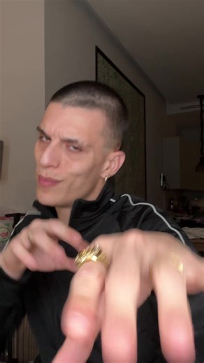 Videos de MiguelBarraga (@miguelbarragaa) con “Original Sound - Unknown”