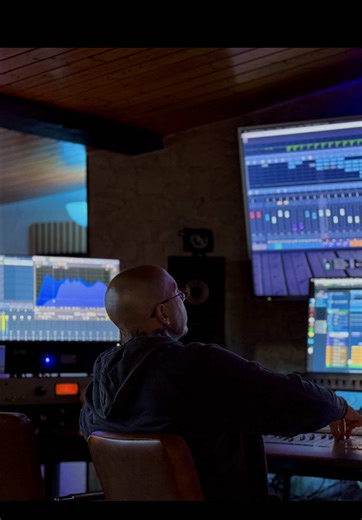 Immersive Sound Engineering Techniques for Music Producers