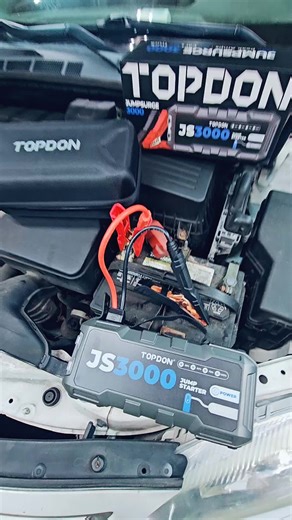 TOPDON Jump Starter: Safety & Auto Battery
