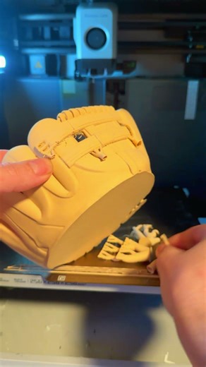 This Baseball Glove Was 3D Printed ⚾