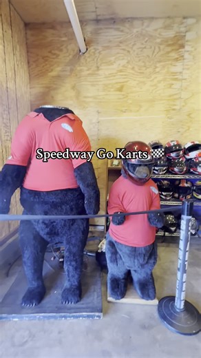 🏎️🏁🏁🏁#racing #gokarts #fyp#speedway #bigbear