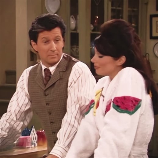 Exploring Fran Fine's Style from The Nanny