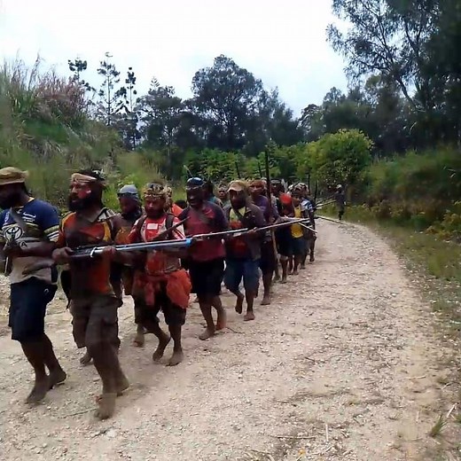 Tribal War chant, Hela Province, Papua New Guinea 🇵🇬