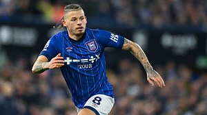 Premier League rumors: Phillips to Leeds, Keane to Dallas, Bellingham to Chelsea