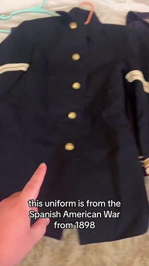 This army uniform is over 120 years old! Spanish American war us army uniform #history #historytime #usarmy #army #uniform #spanishamericanwar #antique #vintagefashion #vintageclothes #clothes #military #usa