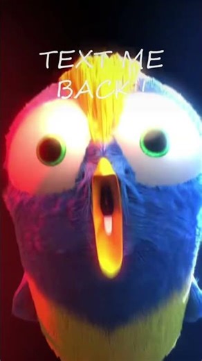 Excuse Me… Text Back! Bird Goes Crazy! 🐦🤣