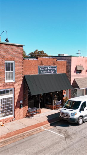 Details about the Rogersville Annual Downtown Christmas Open House ⬇️ Saturday, November 1st and Sunday, November 2nd Saturday highlights: - Complimentary horse & carriage rides - Live brass band playing Christmas tunes - Santa photos from 12-2pm - Free 5-minute chair massages with every purchase at Village Interiors & Specialty Gifts (1601 Lee St.) Shop incredible sales, discounts, and holiday finds all weekend long! Food trucks will be on site! Don’t miss stopping by brand new Lee Street Café 